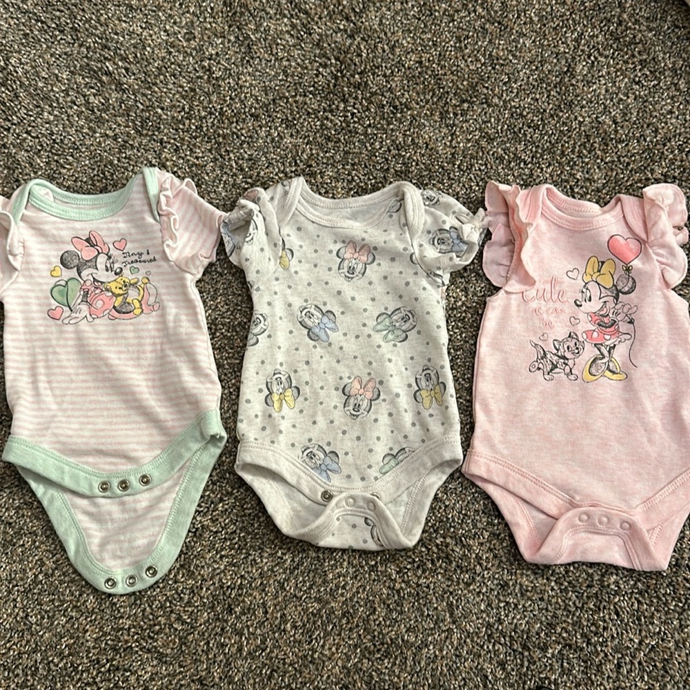 3 piece Minnie Mouse Disney Baby NB onesies